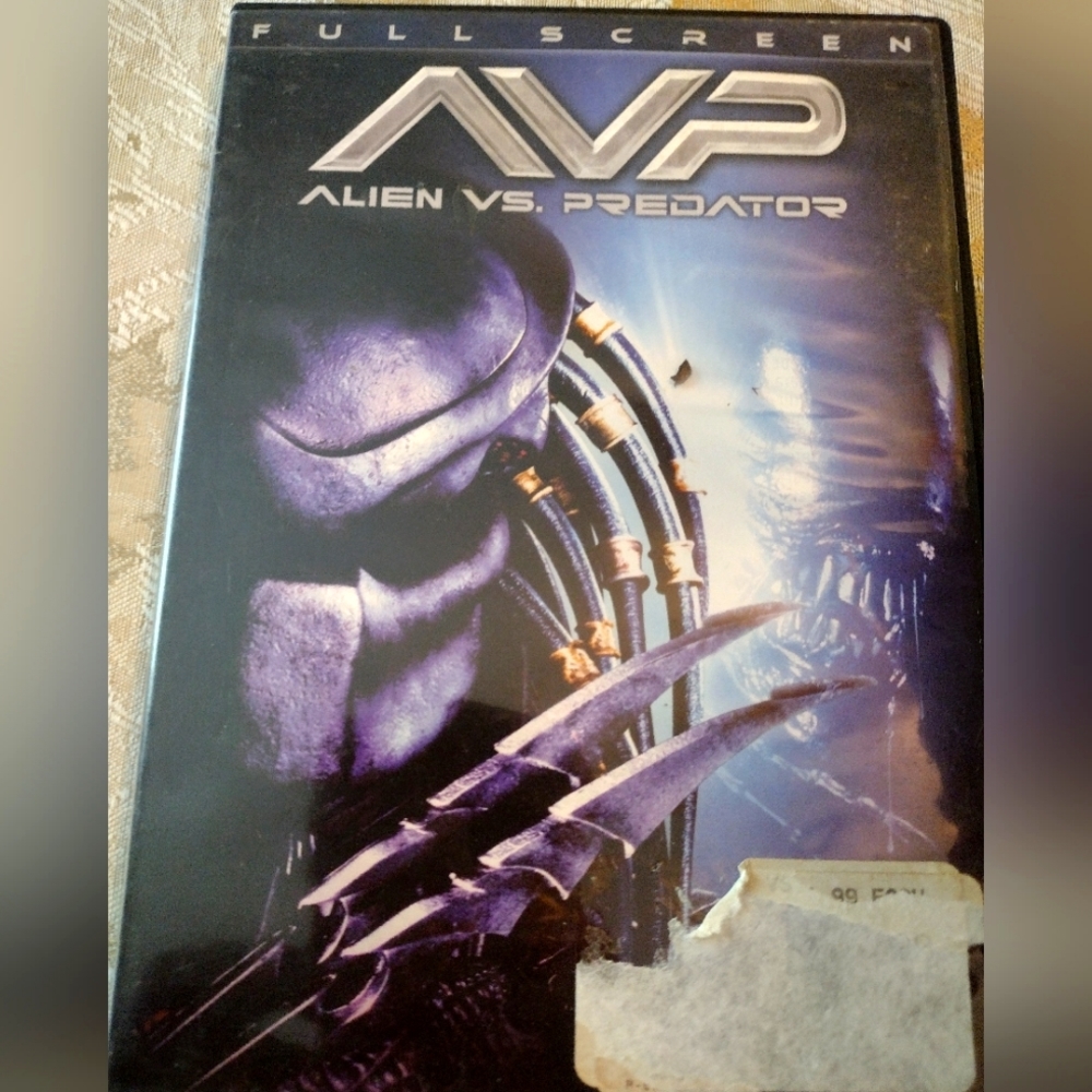 AVP: Alien vs Predator  (2004) sci fi